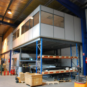 Mezzanine de bureau sur atelier